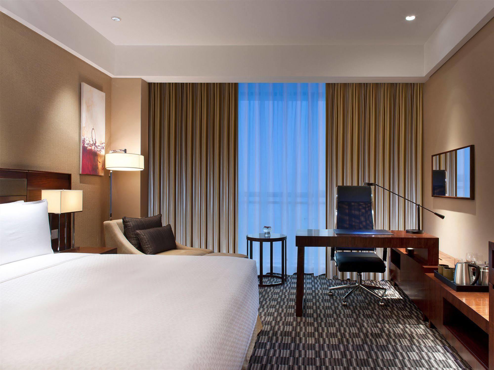 Four Points By Sheraton Taicang Eksteriør billede