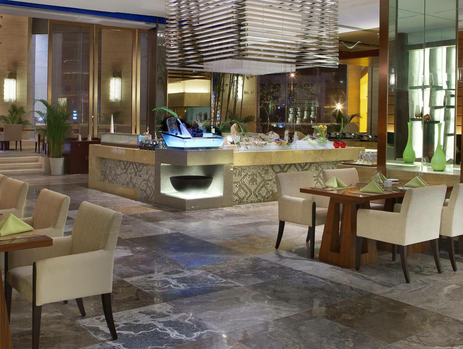 Four Points By Sheraton Taicang Eksteriør billede